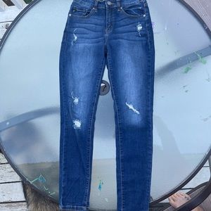 Kancan distressed skinny jeans
